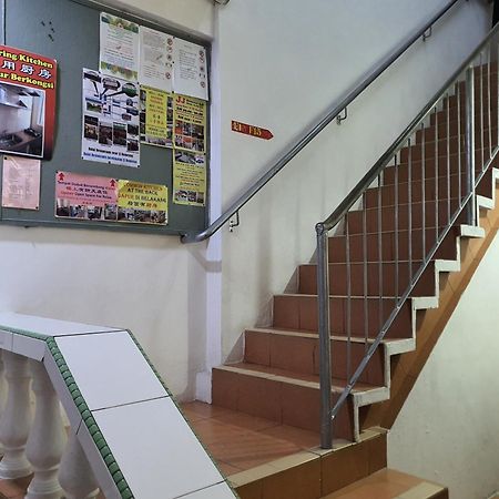 Oyo 90972 Jj Homestay Miri Dış mekan fotoğraf