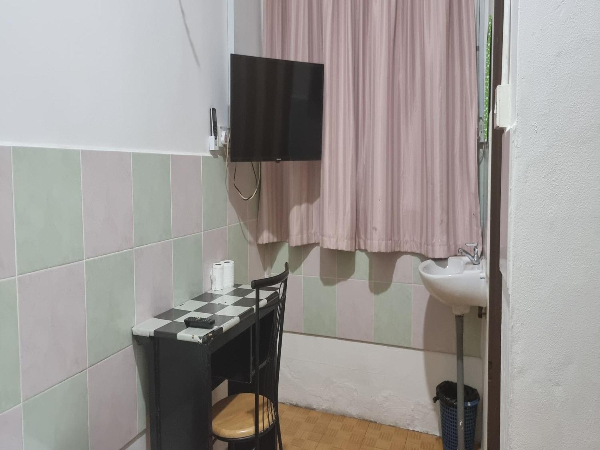Oyo 90972 Jj Homestay Miri Dış mekan fotoğraf