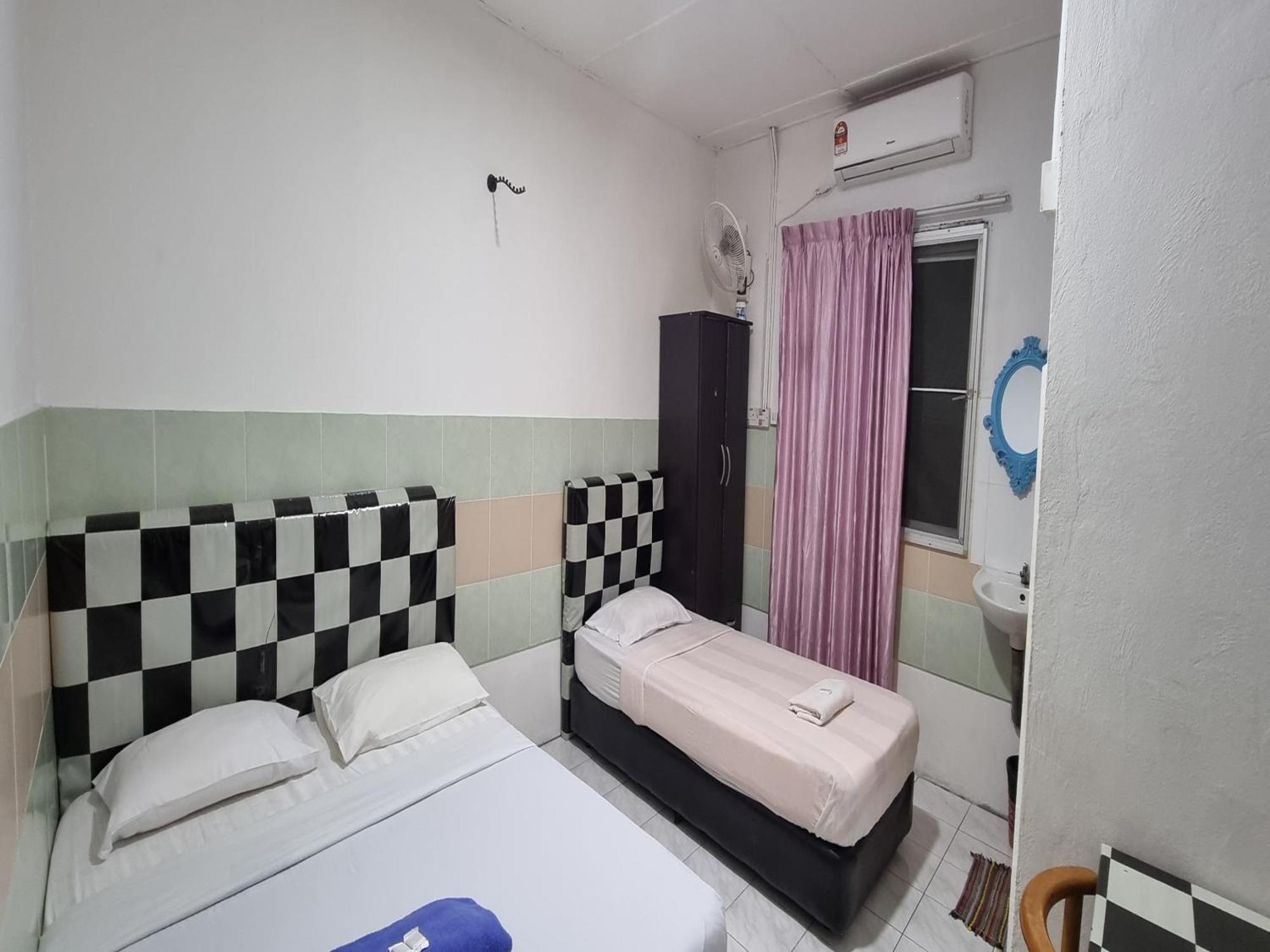 Oyo 90972 Jj Homestay Miri Dış mekan fotoğraf