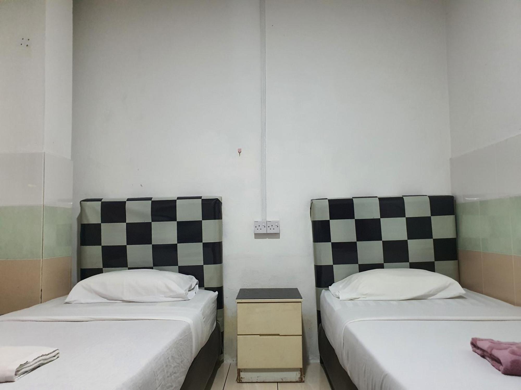 Oyo 90972 Jj Homestay Miri Dış mekan fotoğraf