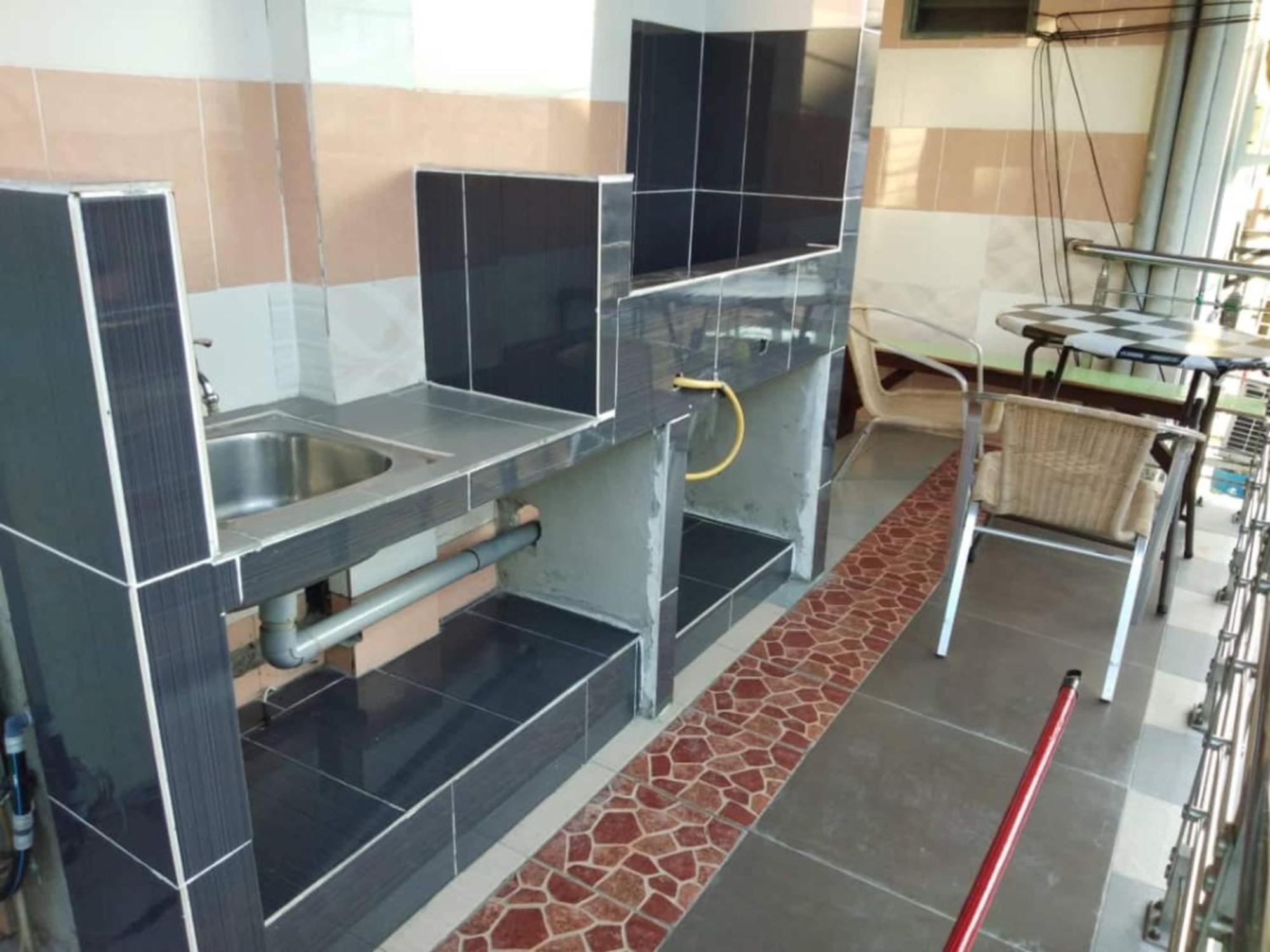 Oyo 90972 Jj Homestay Miri Dış mekan fotoğraf
