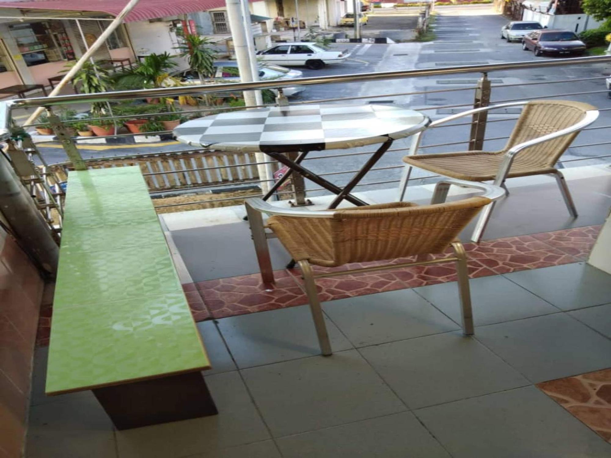 Oyo 90972 Jj Homestay Miri Dış mekan fotoğraf