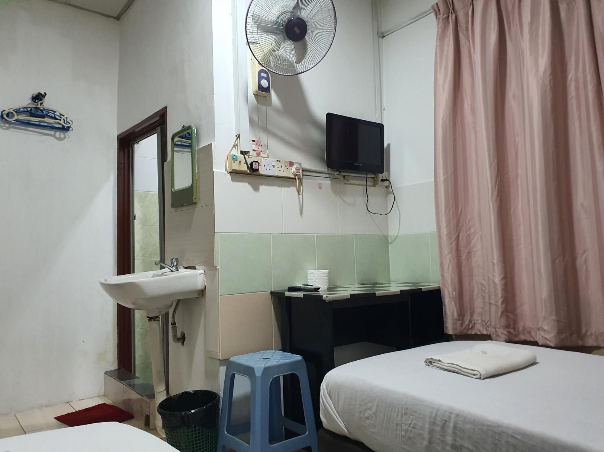 Oyo 90972 Jj Homestay Miri Dış mekan fotoğraf