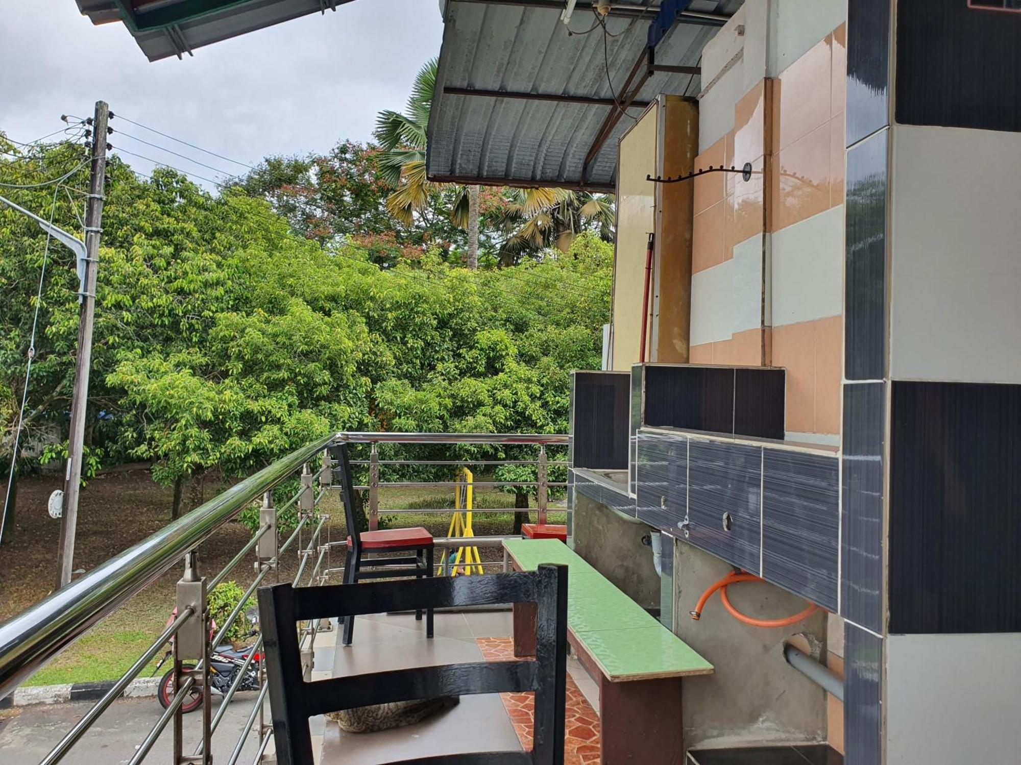 Oyo 90972 Jj Homestay Miri Dış mekan fotoğraf