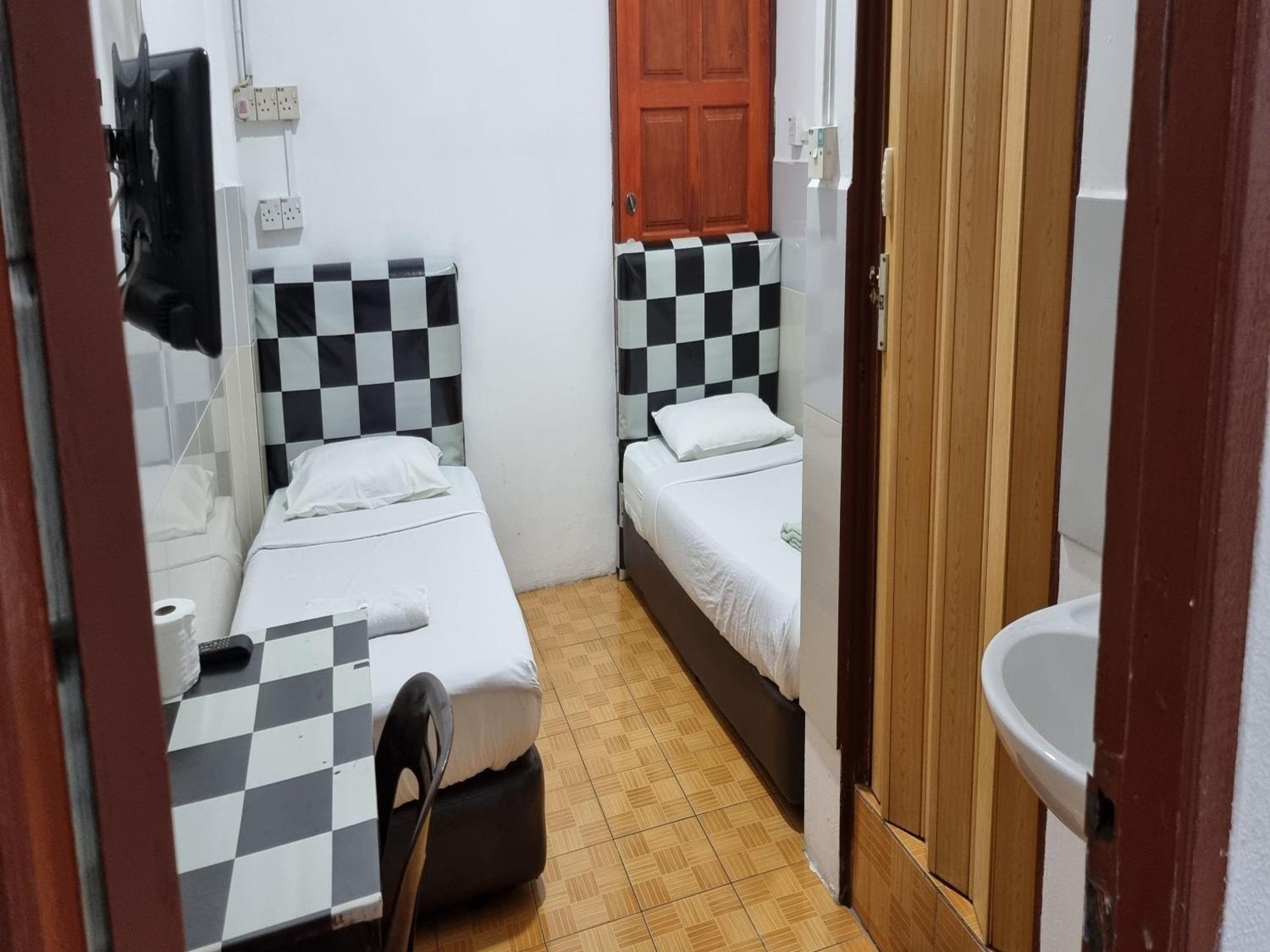 Oyo 90972 Jj Homestay Miri Dış mekan fotoğraf